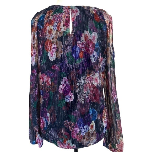 Women’s INC Metallic Cold Shoulder Stretchy Blouse - Size M - NWOT - Picture 3 of 6